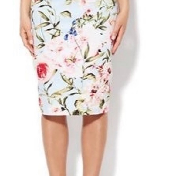 7th AVENUE - PENCIL SKIRT FLORAL (buy one or both) FIRM PRICE - Picture 2 of 13
